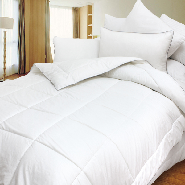 Luxurious Down Alternative Comforter 300gsm (king Size)