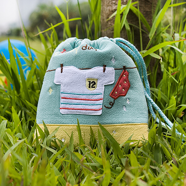[a Sunny Day] Embroidered Applique Fabric Art Draw String Bag / Drawstring Pouch (5.7*6.7)