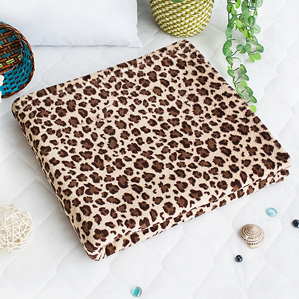 [animal Leopard] Coral Fleece Throw Blanket (70.9 By 78.7 Inches)